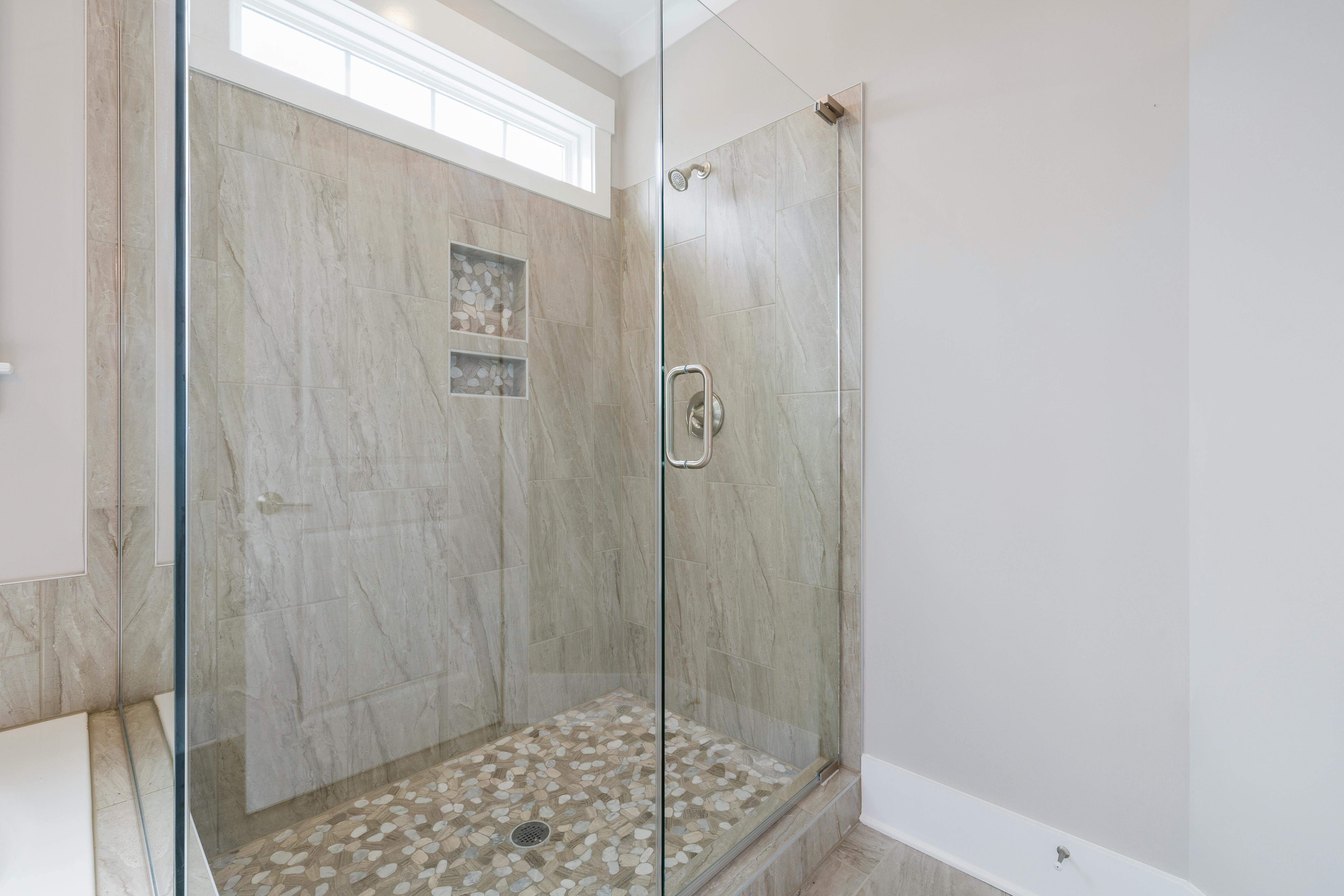 Elegant Bathrooms with Contemporary Aesthetics