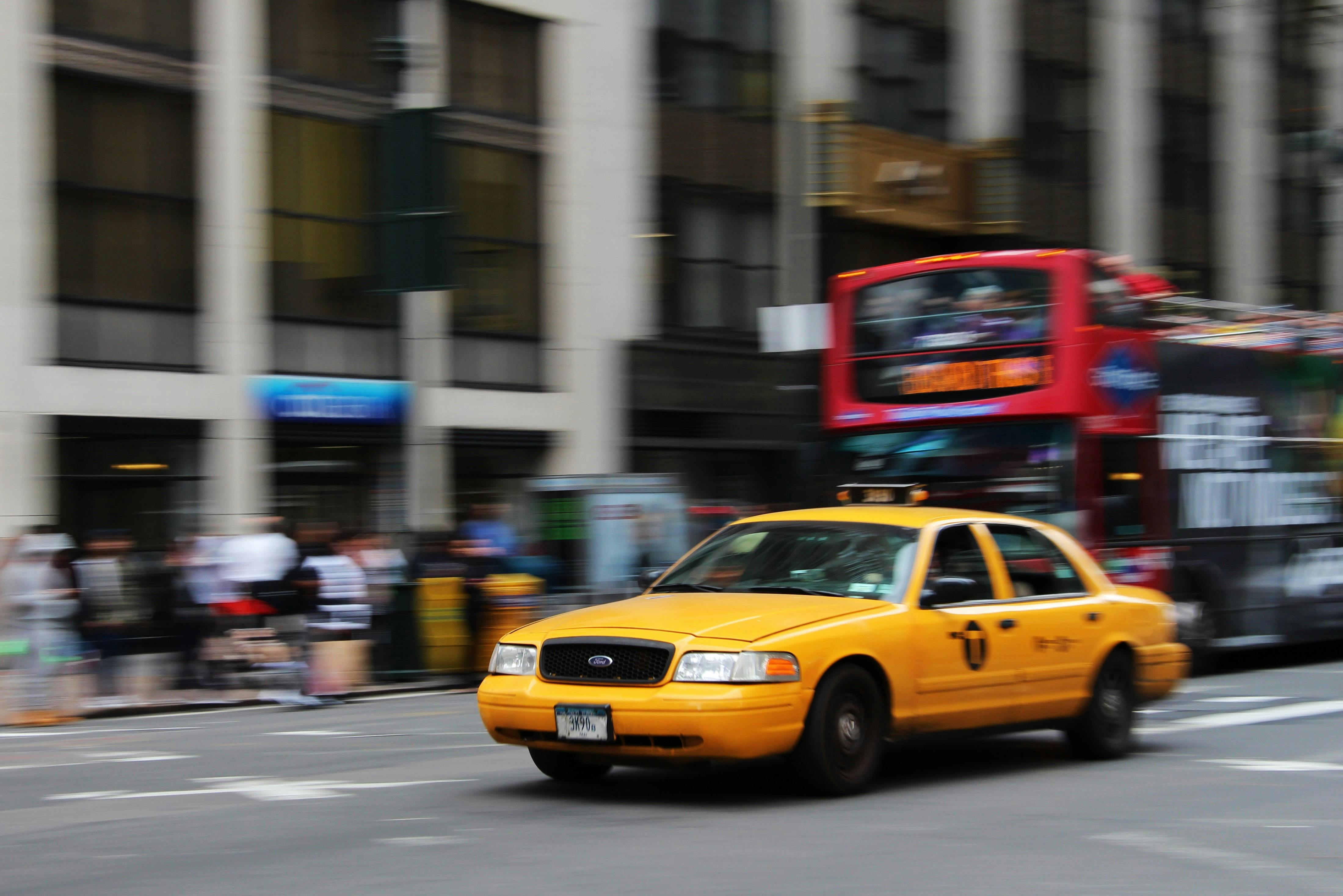 Luxury Taxis for Gatwick from Brooklands &amp; Surrounding Areas