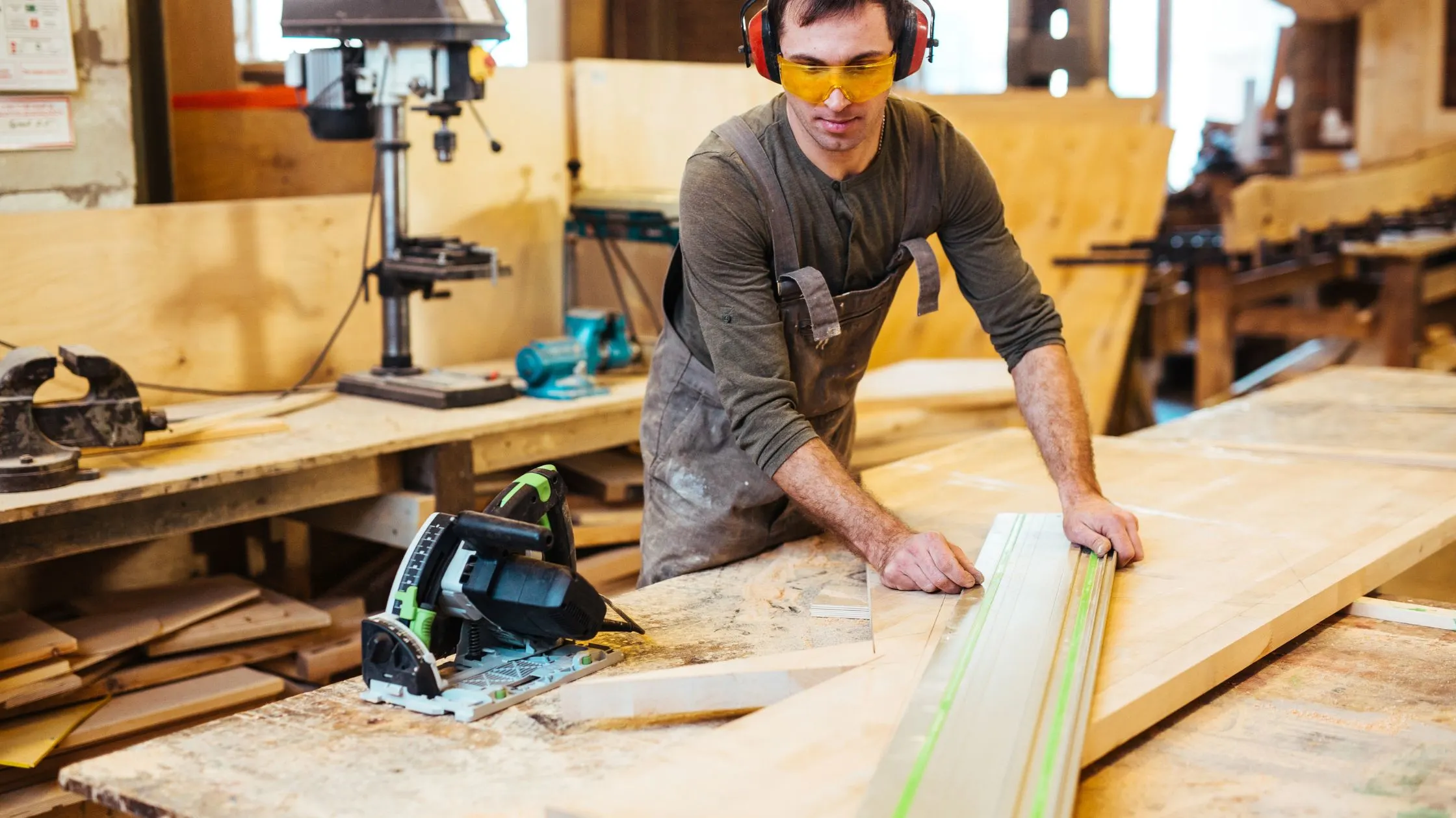 Cabinet Makers for Modern and Traditional Architectural Millwork